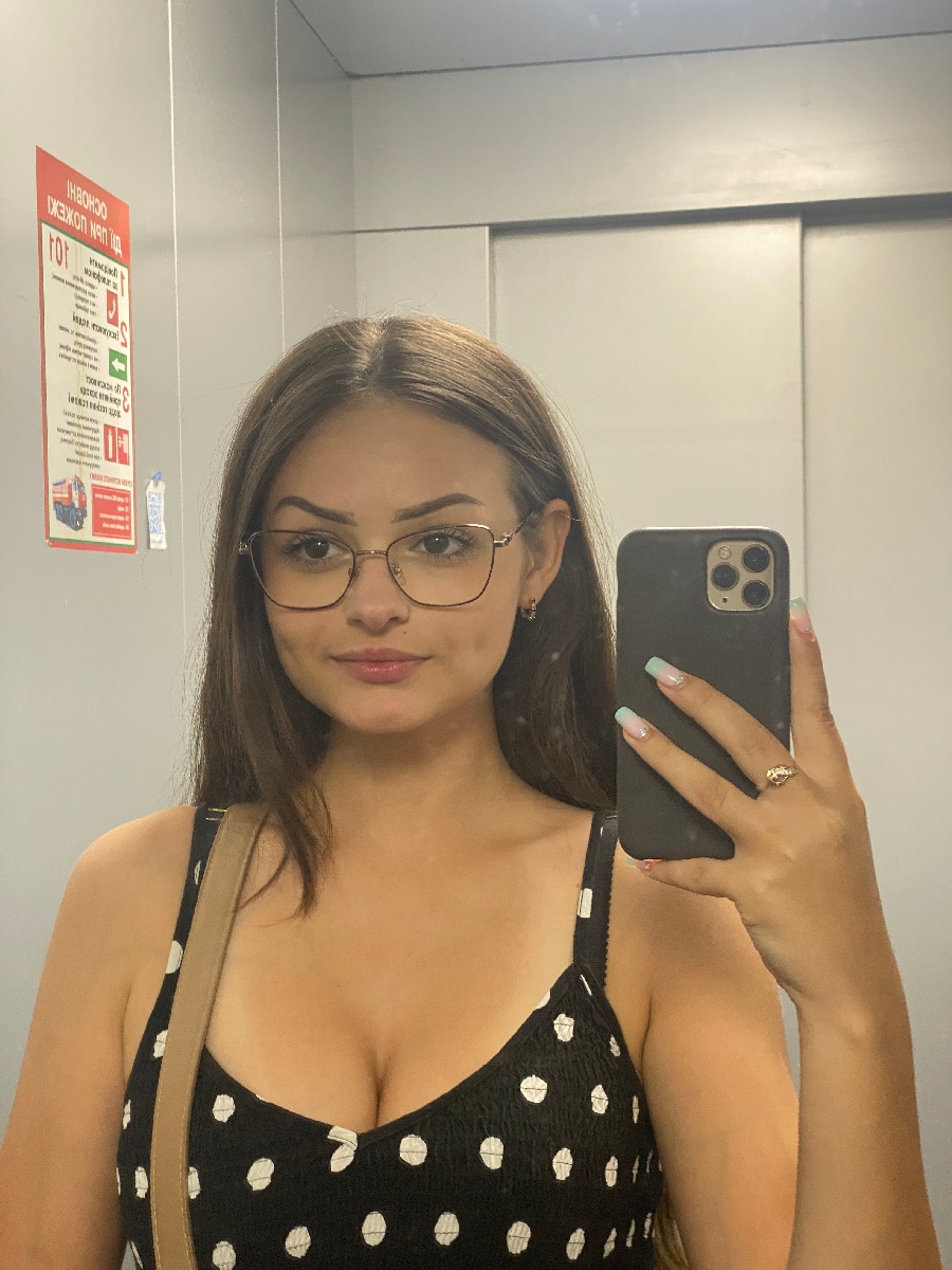 Sexy model Stacy in Stuttgart